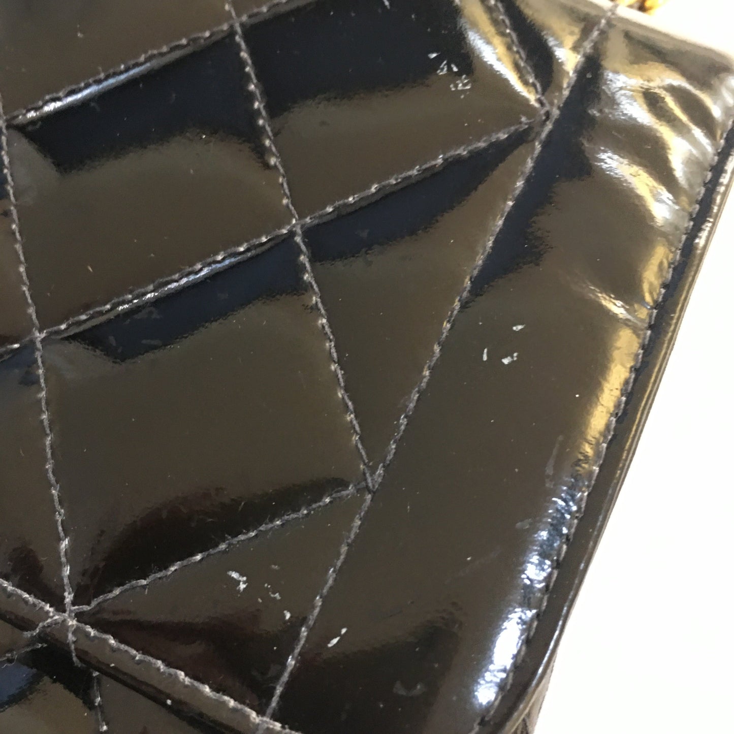 CHANEL Timeless/Classique Shoulder Bag in Black Patent