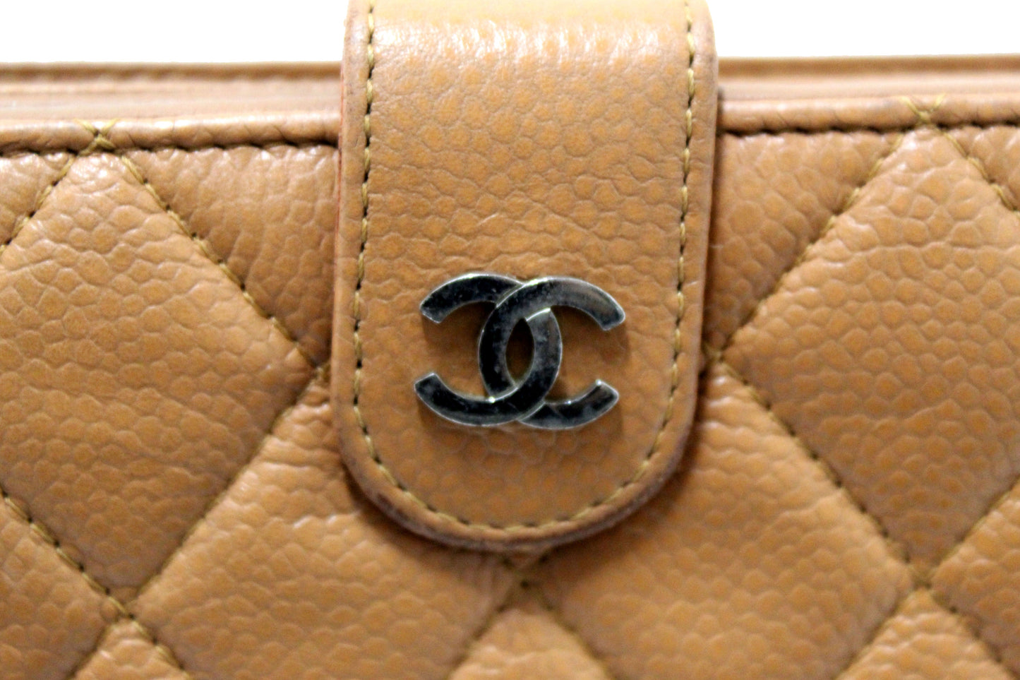Chanel Vintage Brown Quilted Caviar Leather Bifold Wallet