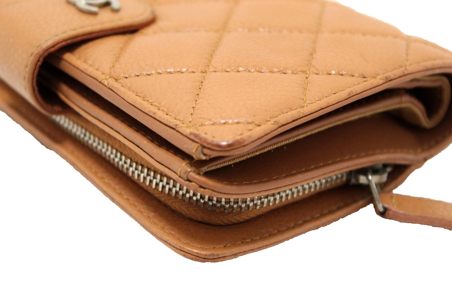 Chanel Vintage Brown Quilted Caviar Leather Bifold Wallet