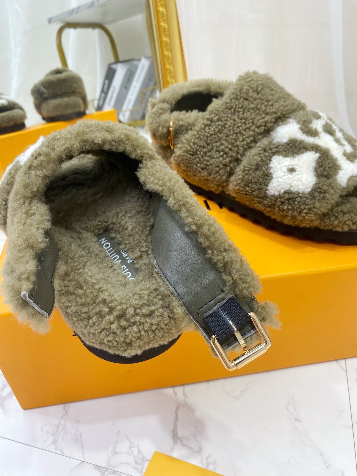 SE939 Paseo Flat Comfort Sandal / Size5-11
