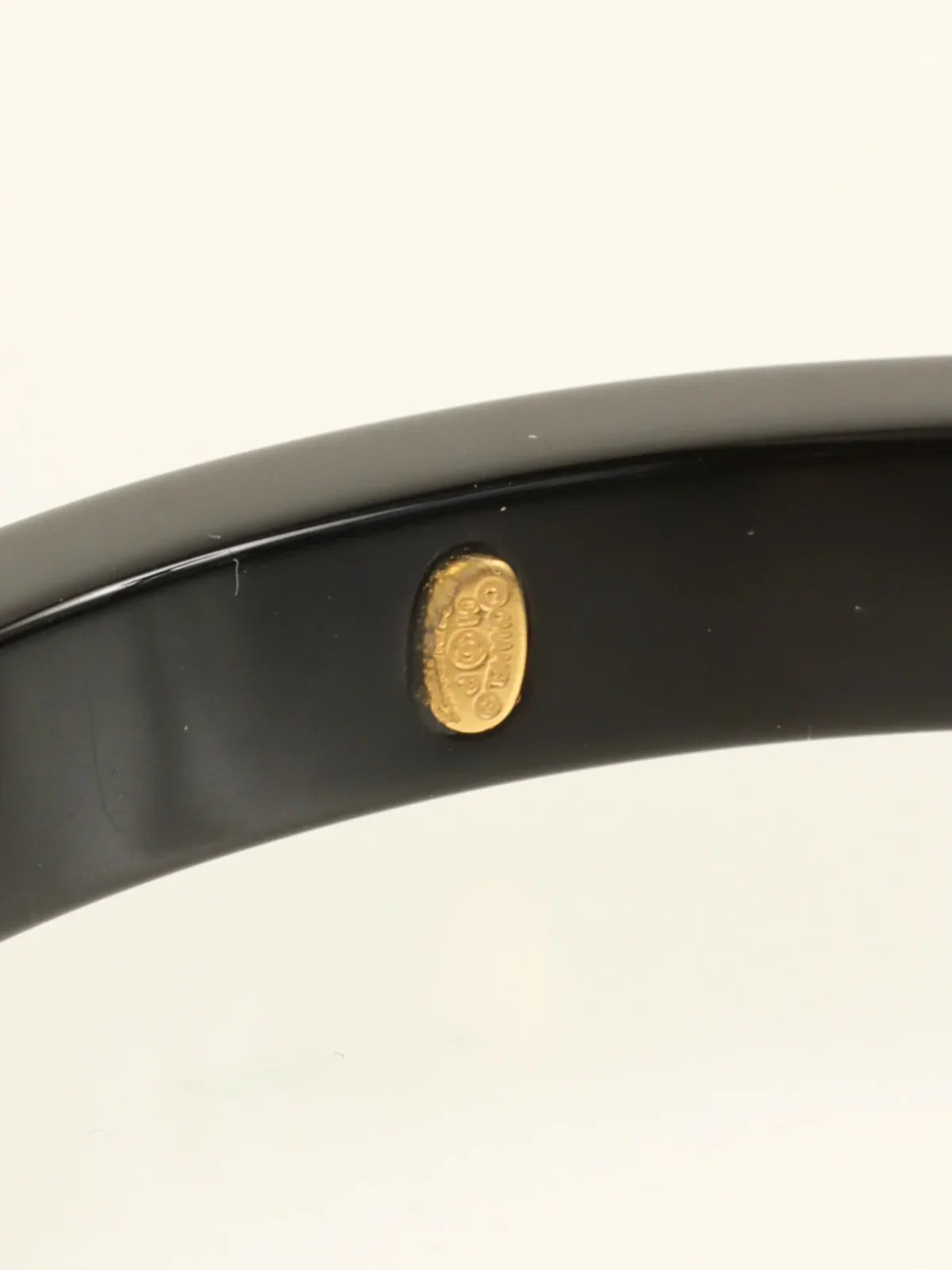 CHANEL 2001 Made Circle Cc Mark Bangle Black