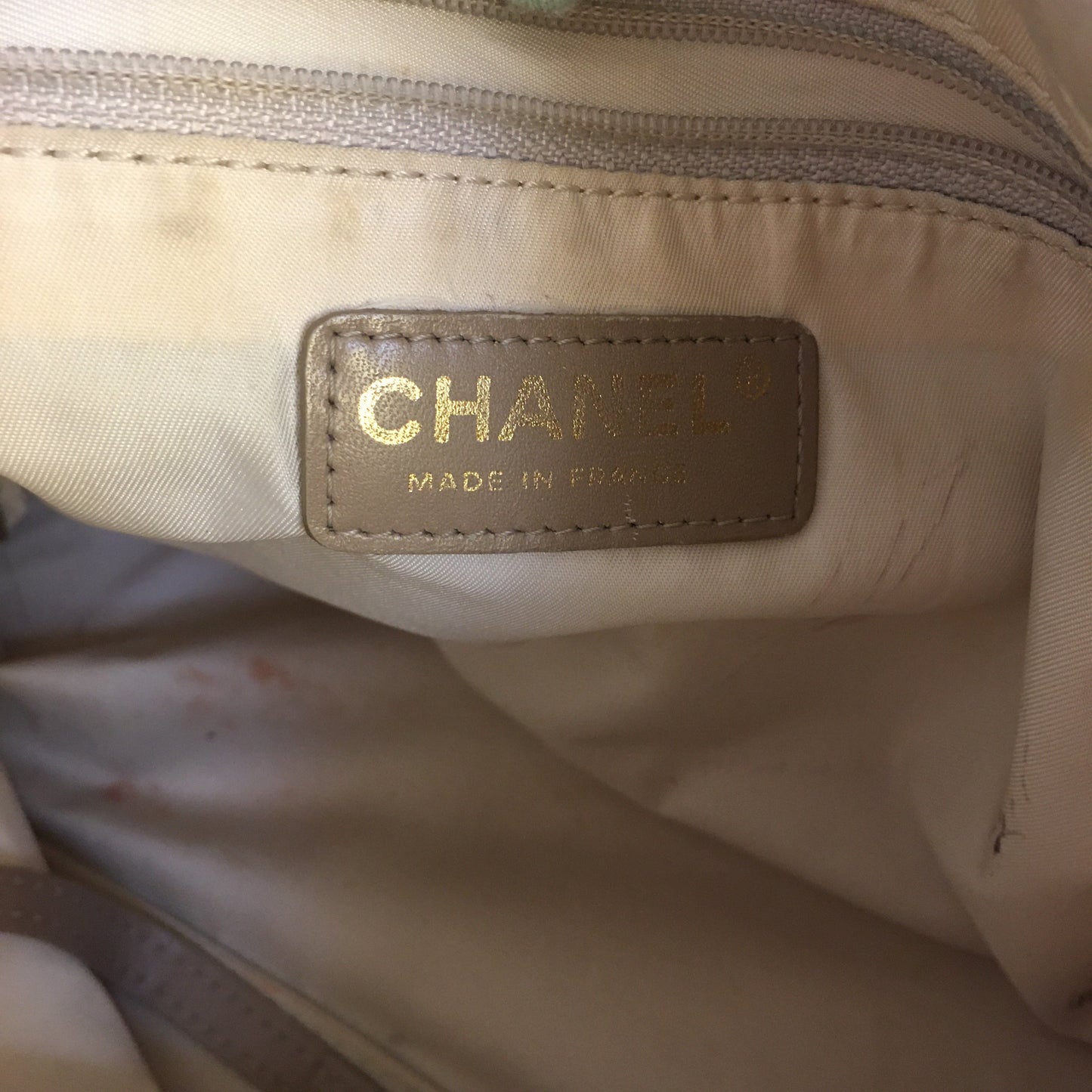 CHANEL Shoulder Bag in Beige Fabric