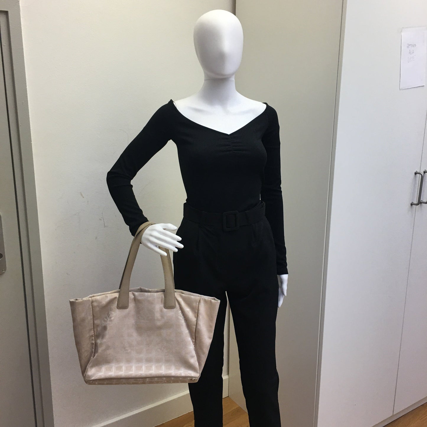 CHANEL Shoulder Bag in Beige Fabric
