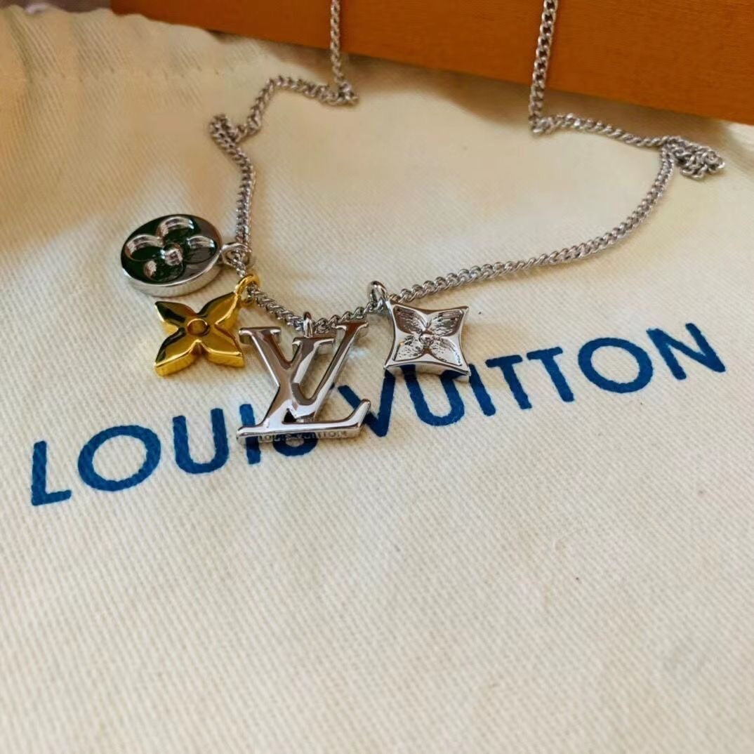 JW697 LB Long Necklace