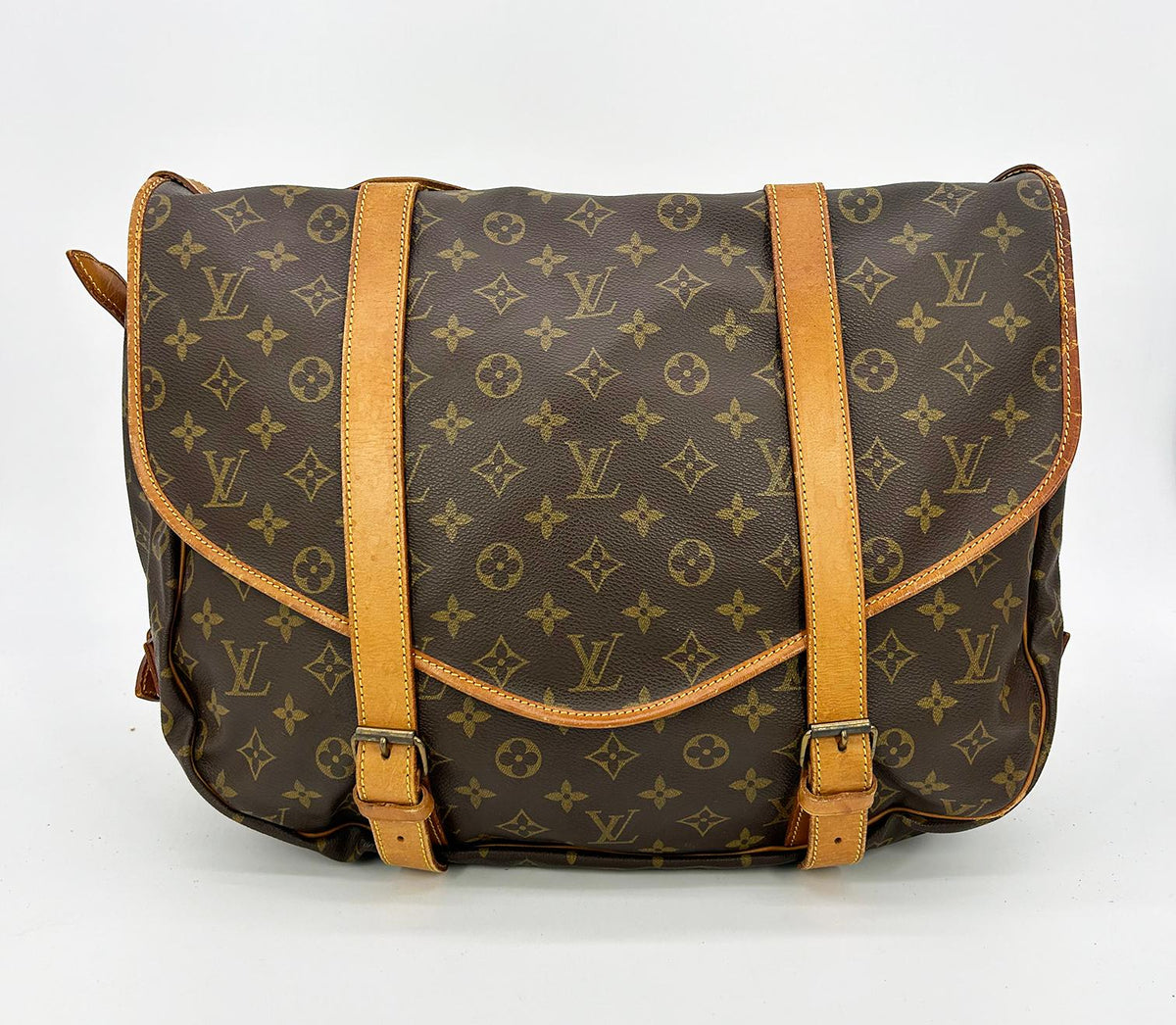 LOUIS VUITTON Vintage Monogram Samur 43 Messenger Shoulder Bag