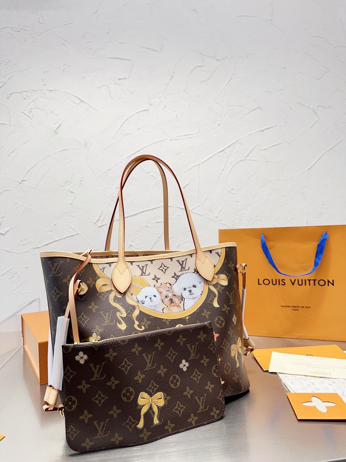 LB884 Neverfull MM / 12.6x11.4x6.7inch