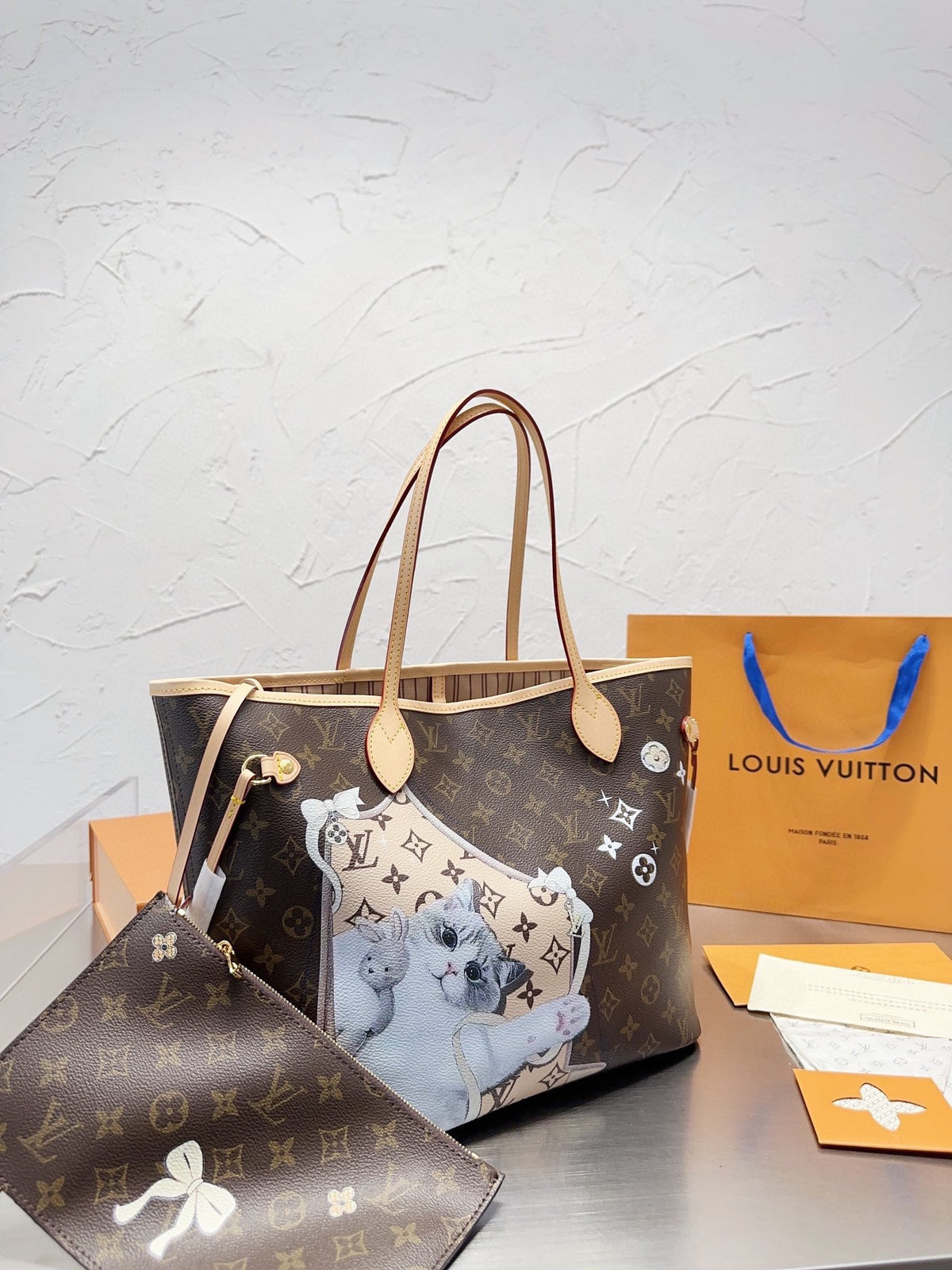 LB884 Neverfull MM / 12.6x11.4x6.7inch