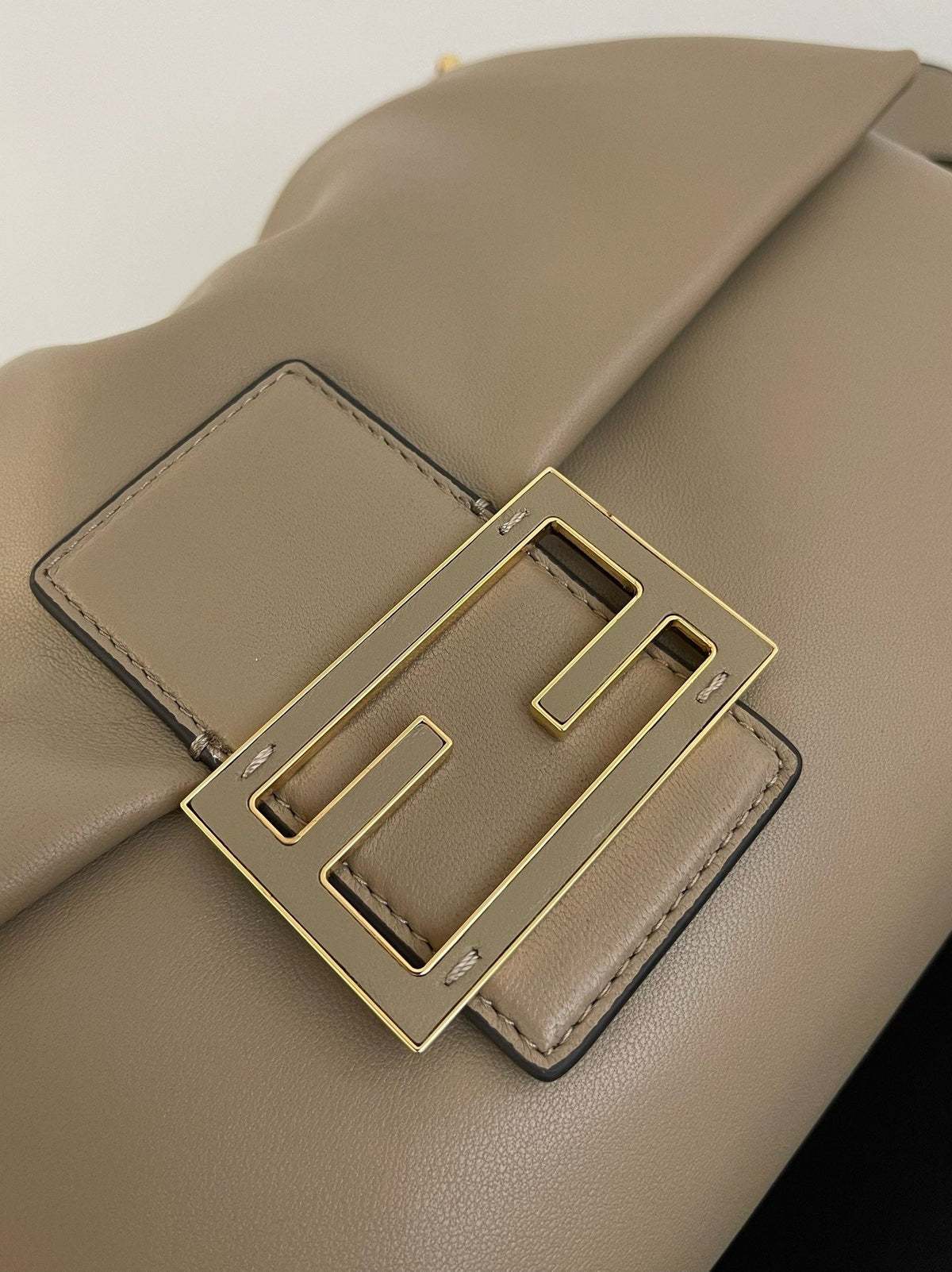 FF297 Mamma Baguette Small/Medium/Large / HIGHEST QUALITY VERSION