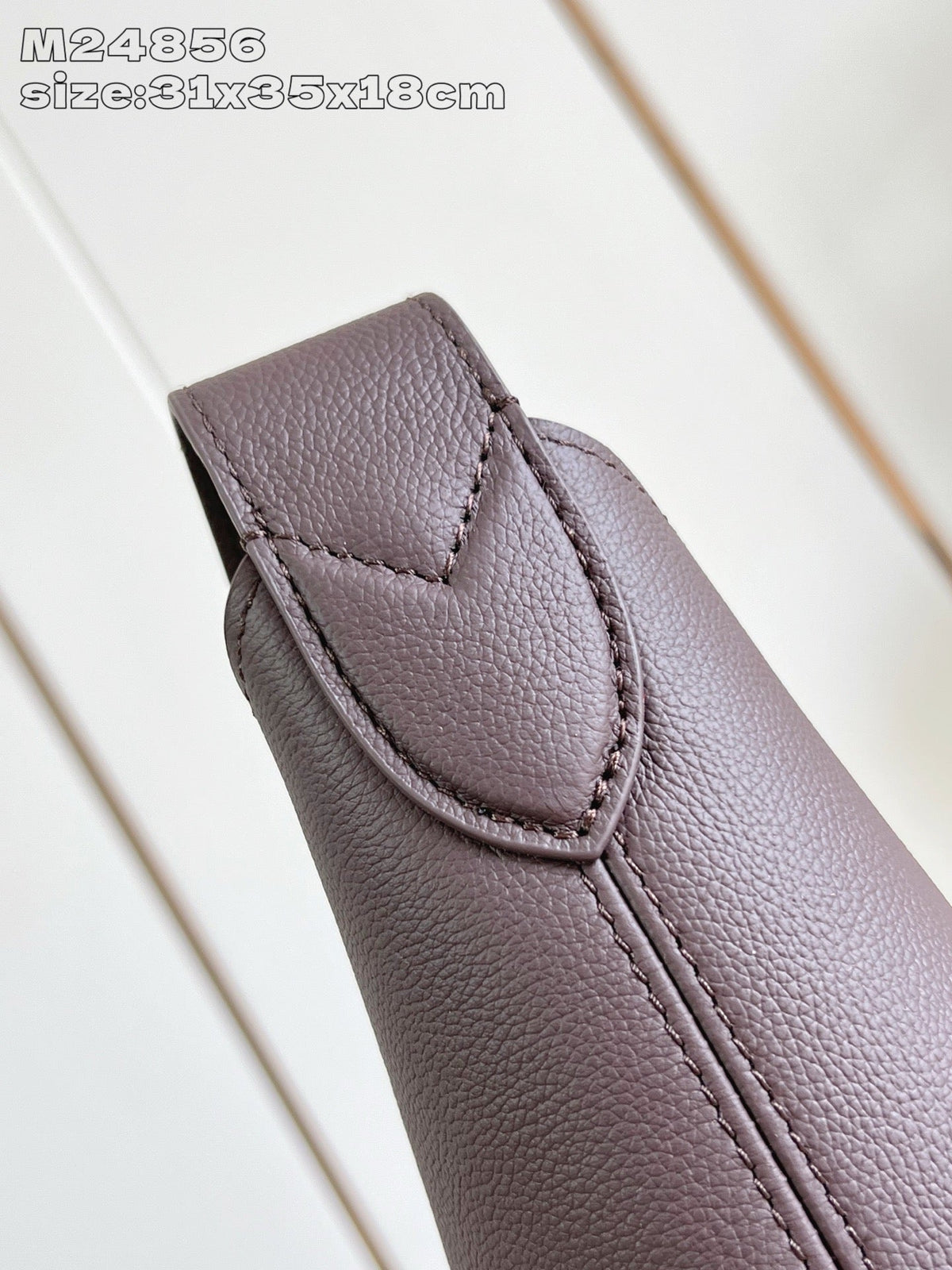 LB1267 Low Key Hobo PM/MM / HIGHEST QUALITY VERSION