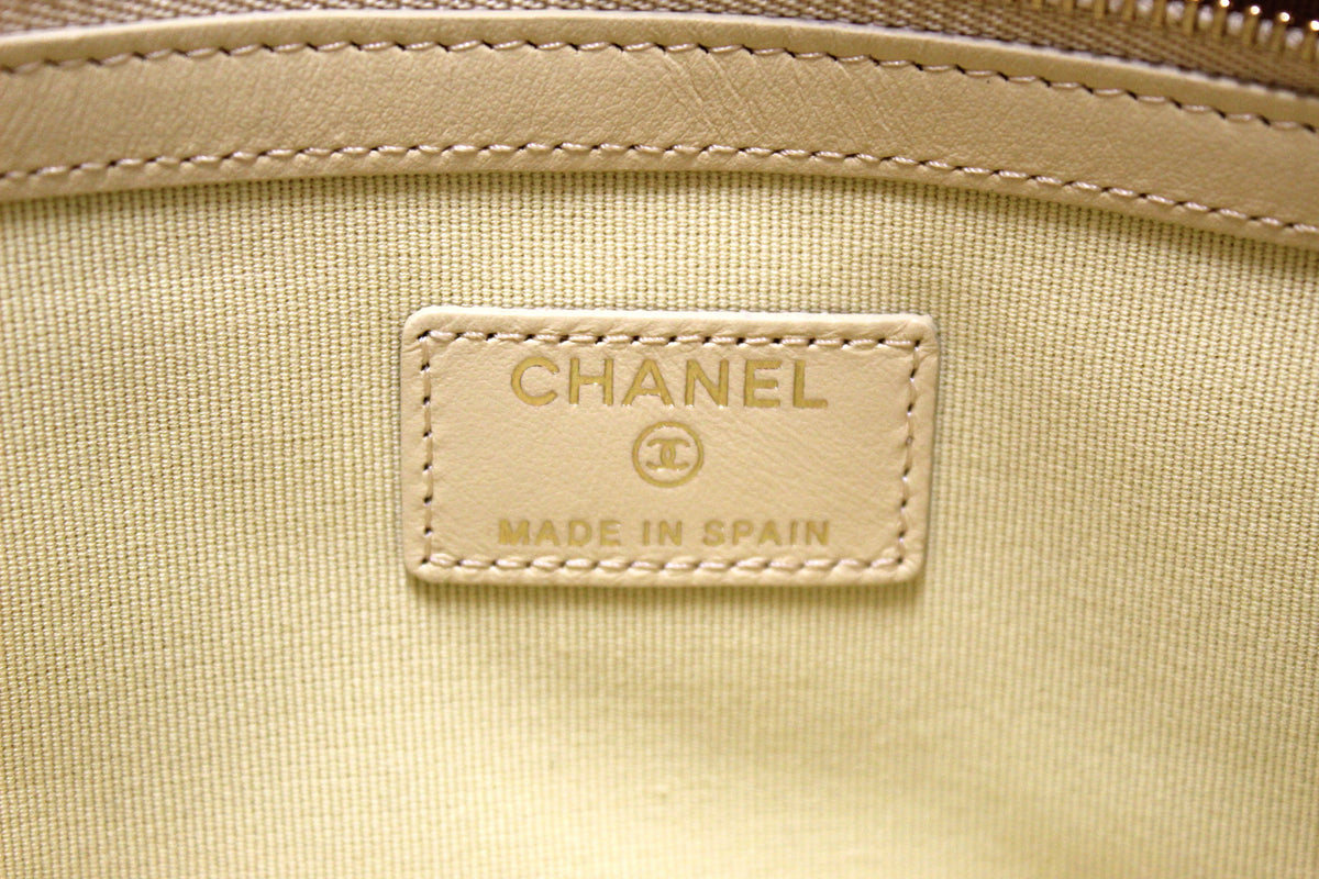 New Chanel Yellow Caviar Leather Classic Zipped O Case Pouch Clutch Bag
