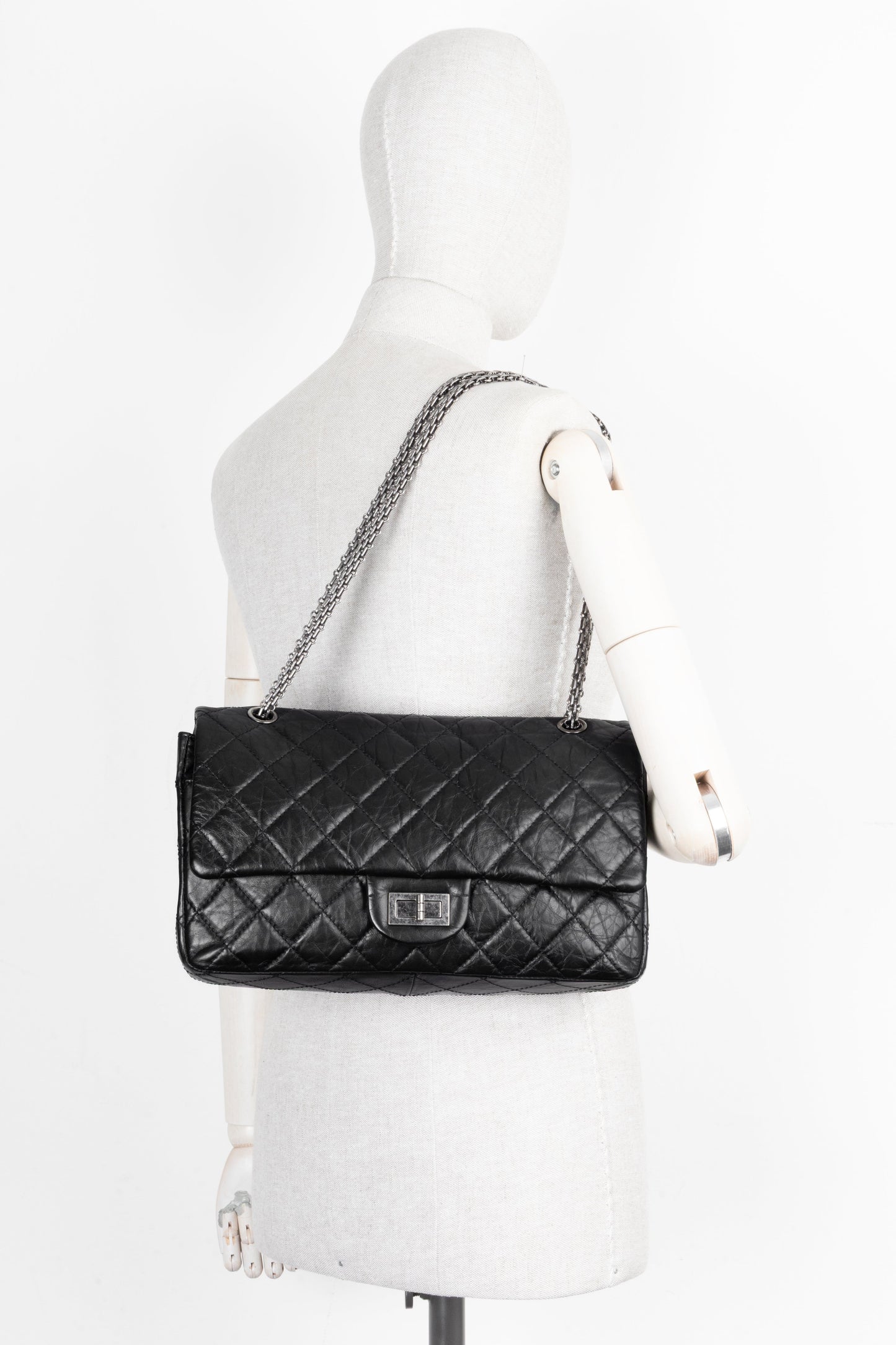 CHANEL 2.55 Reissue Bag Large Black