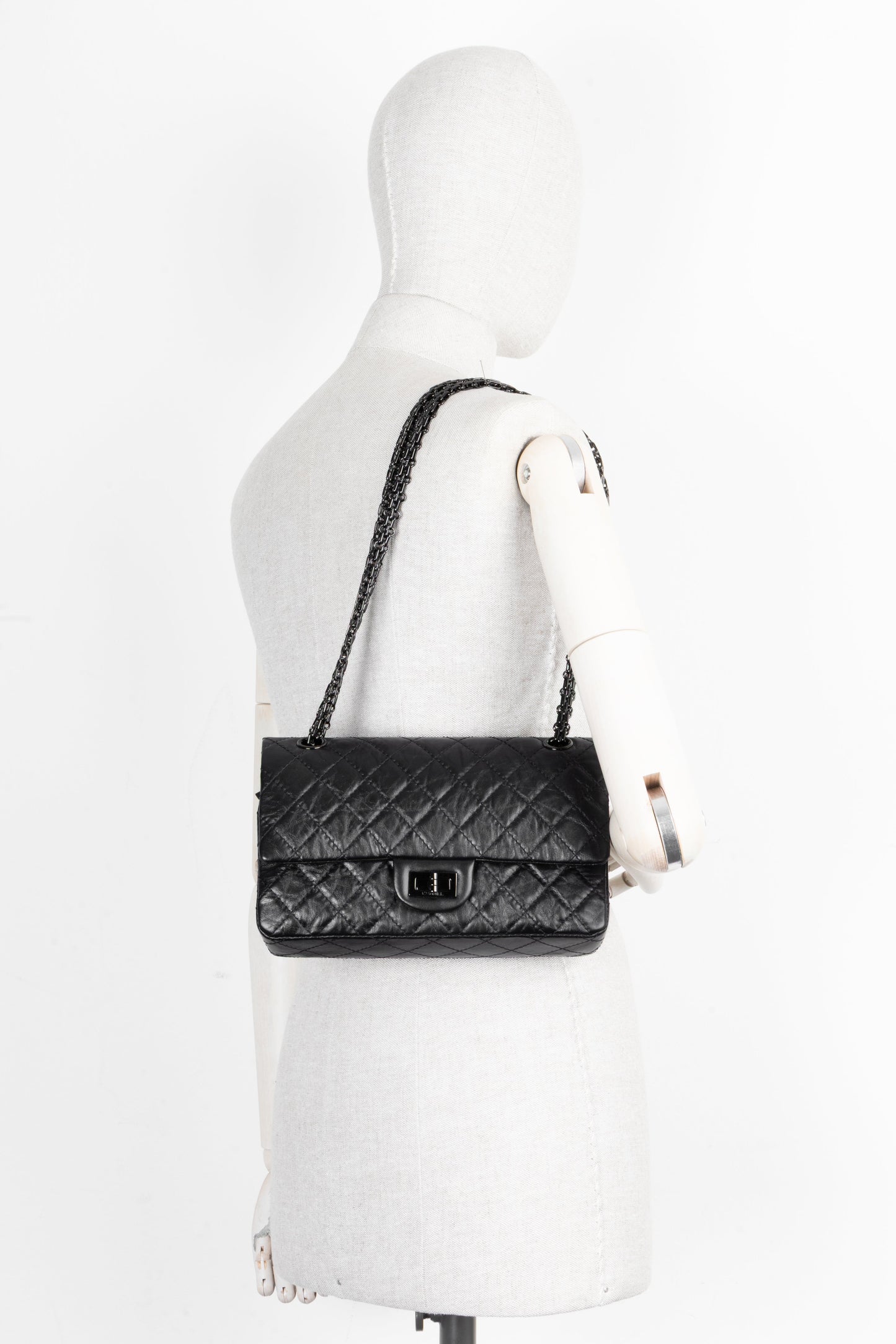CHANEL 2.55 Small So Black