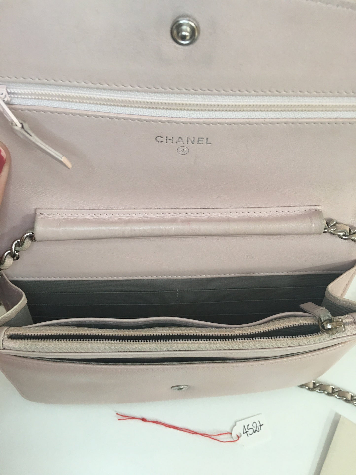 CHANEL WOC Wallet on Chain Pochette in Pink Leather