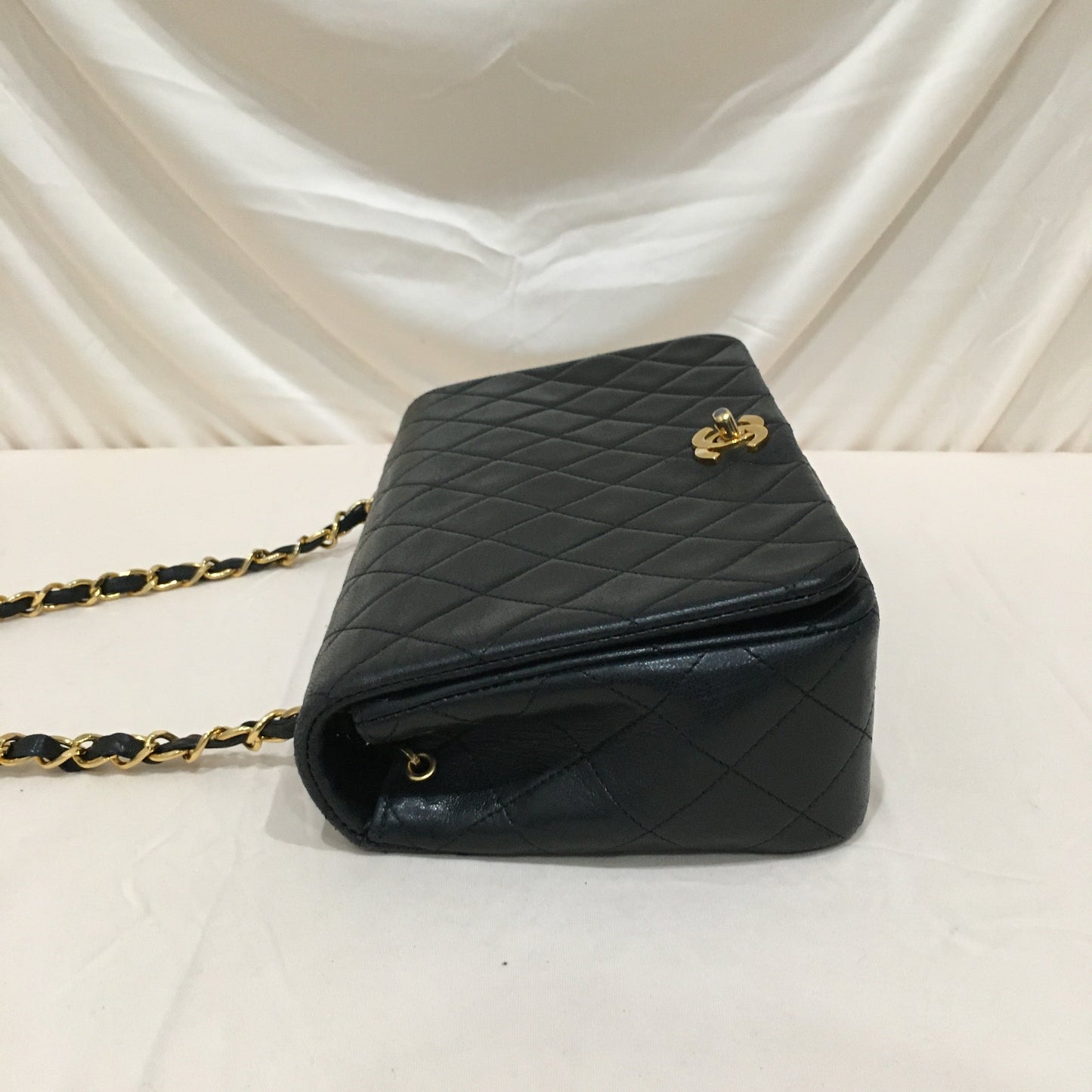 Chanel Black Leather Vintage Single Flap Shoulder Bag Sku# 73023