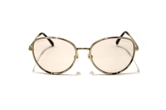 Chanel Light Gold-Tone Chain Oversize Sunglasses | Italystation.com