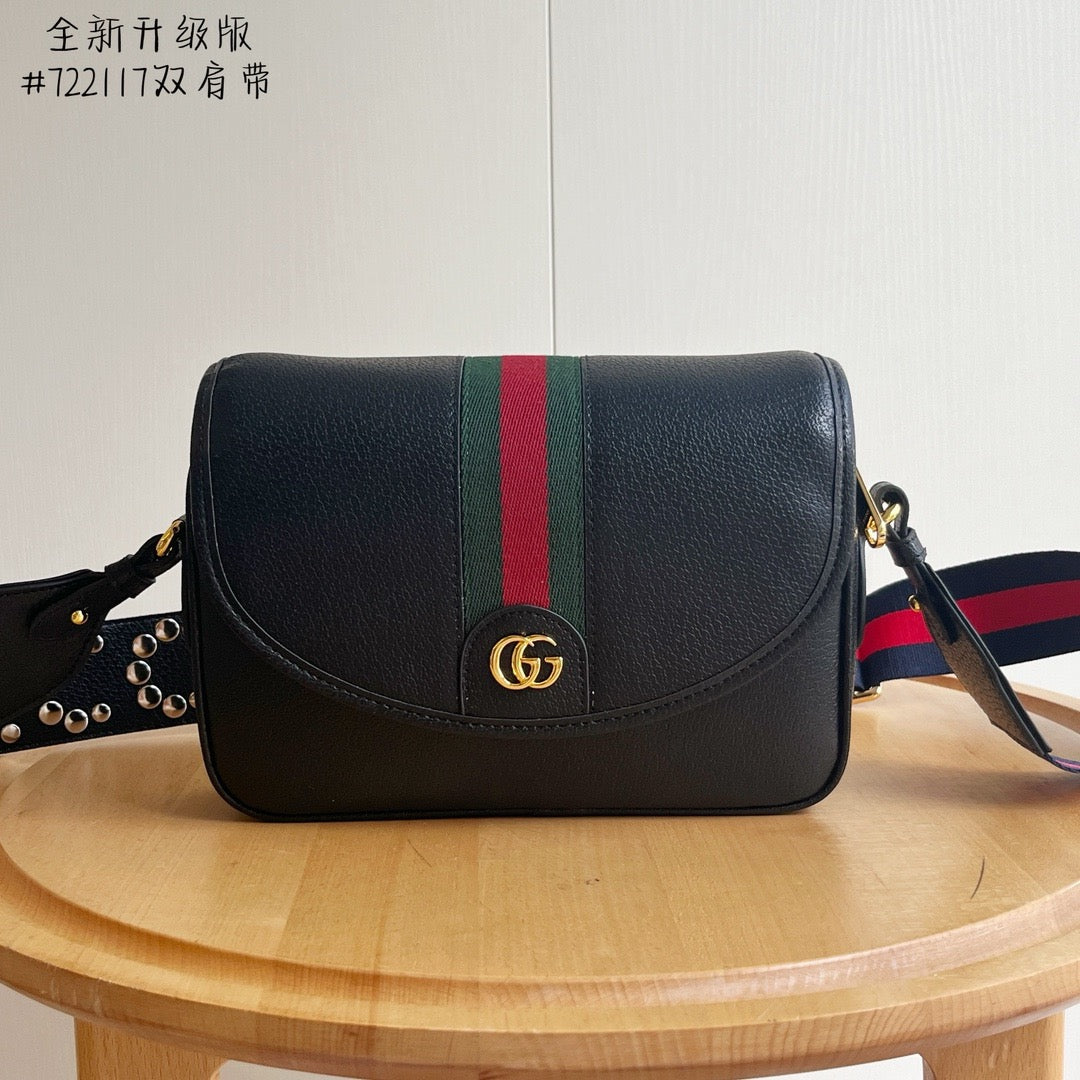 GC701 Ophidia Medium Shoulder Bag / 10.2x6.7x2.7inch