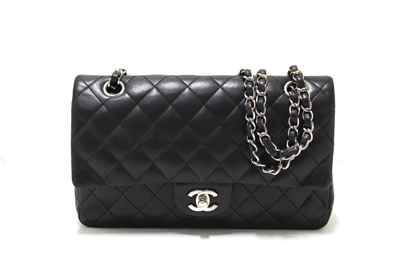 chanel black lambskin leather medium classic flap chain bag | Shop Now at Italystation.com
