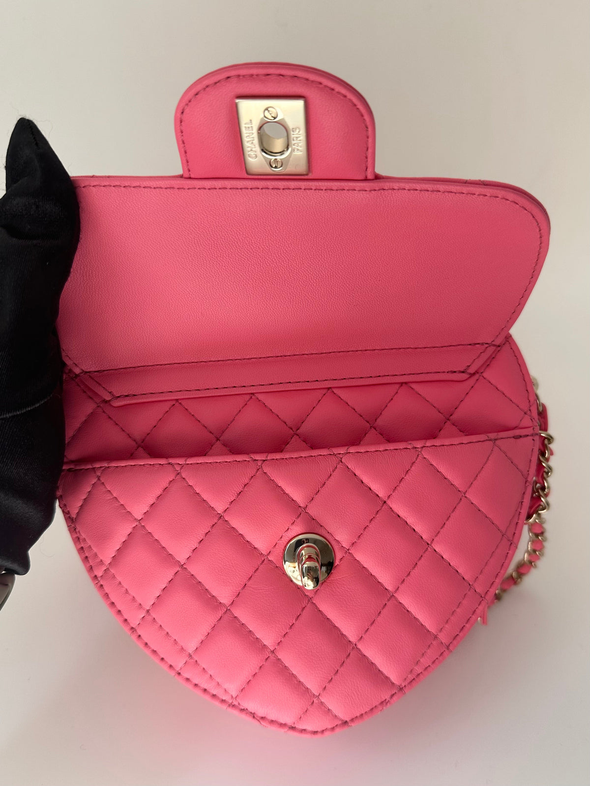 Heart Bag SS22