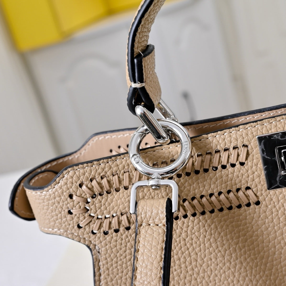 FF301 Peekaboo ISeeU Small / 10.6x5.9x2.3inch