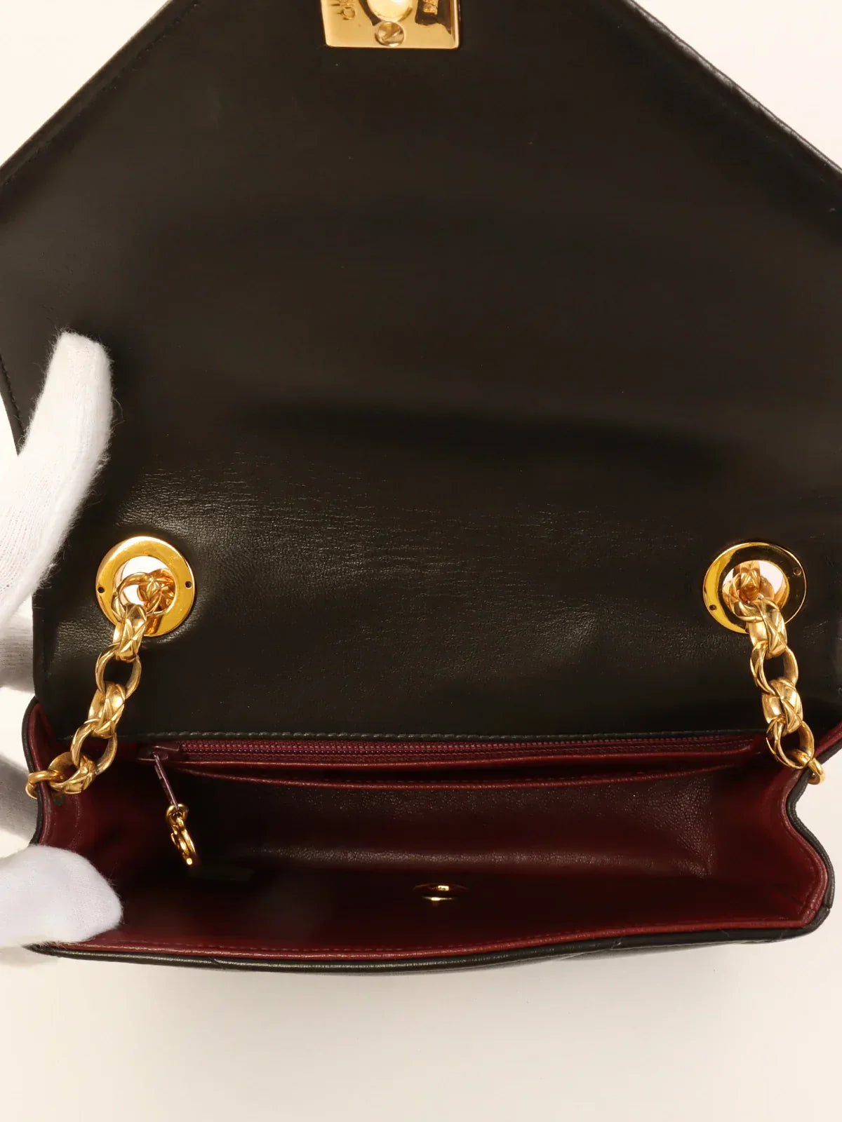 CHANEL Around 1992 Made Chevron Turn-Lock Bijoux Chain Bag Black