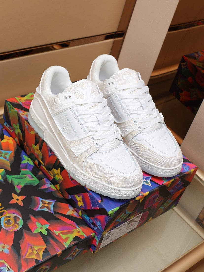 MSE075 LV Trainer Sneaker / Size7-12