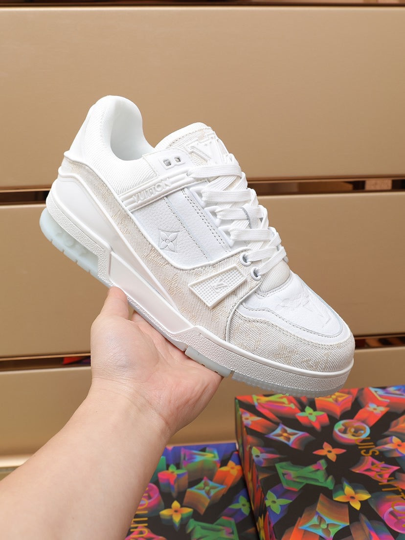 MSE075 LV Trainer Sneaker / Size7-12