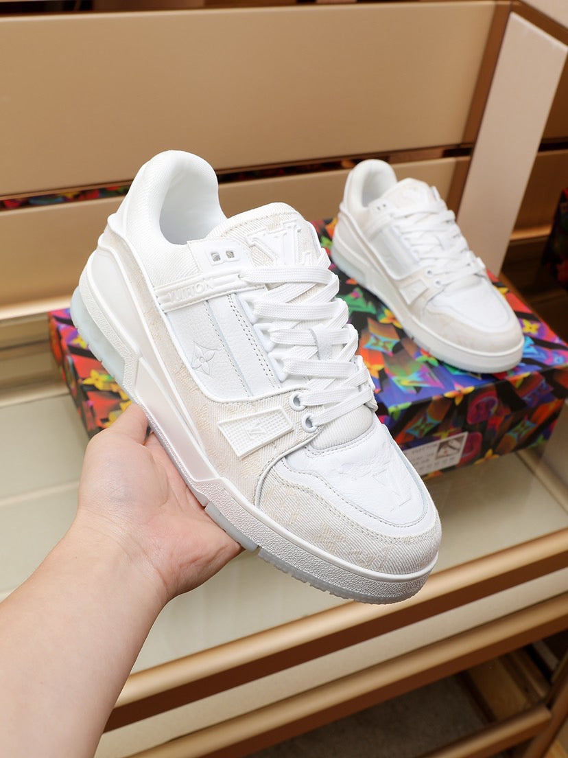 MSE075 LV Trainer Sneaker / Size7-12
