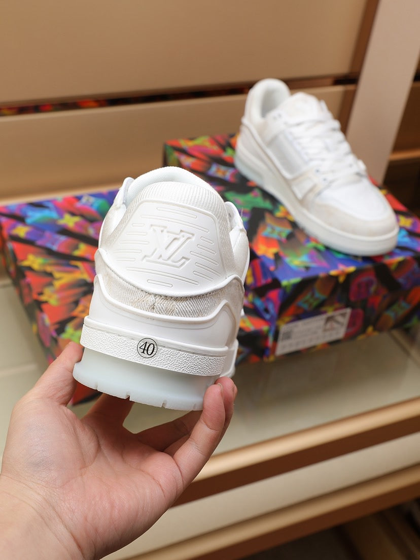 MSE075 LV Trainer Sneaker / Size7-12