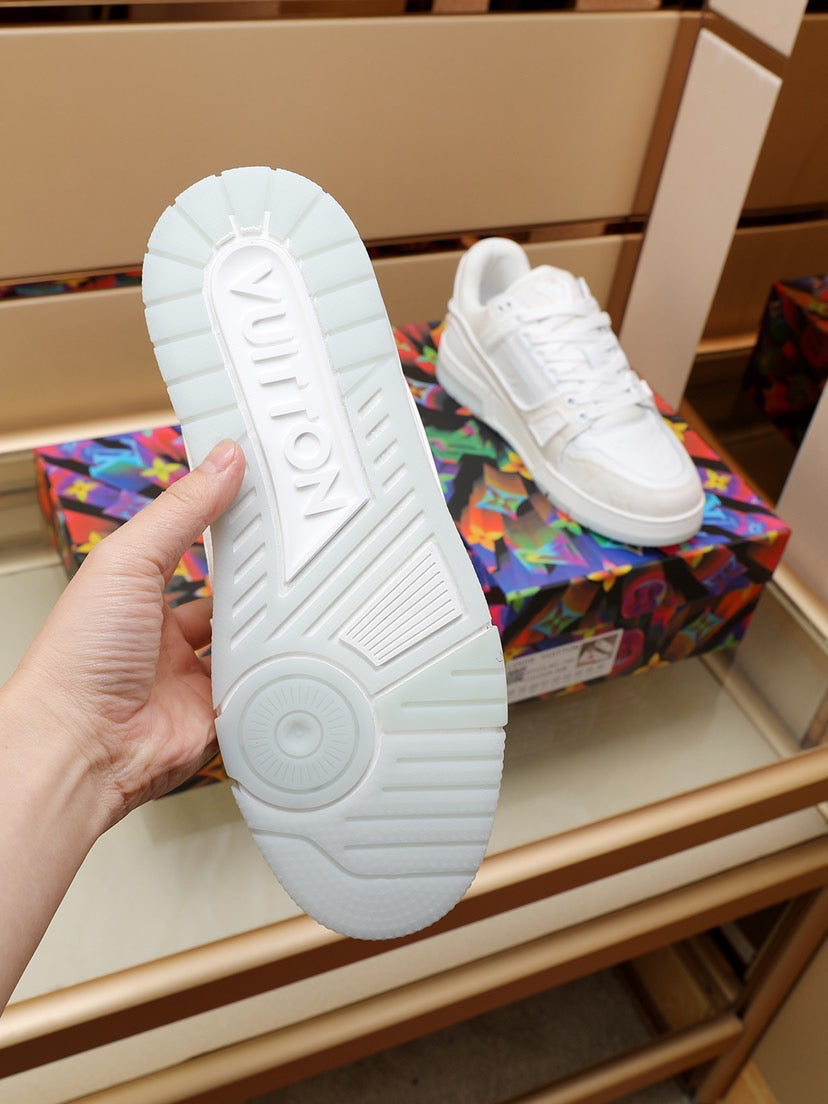 MSE075 LV Trainer Sneaker / Size7-12