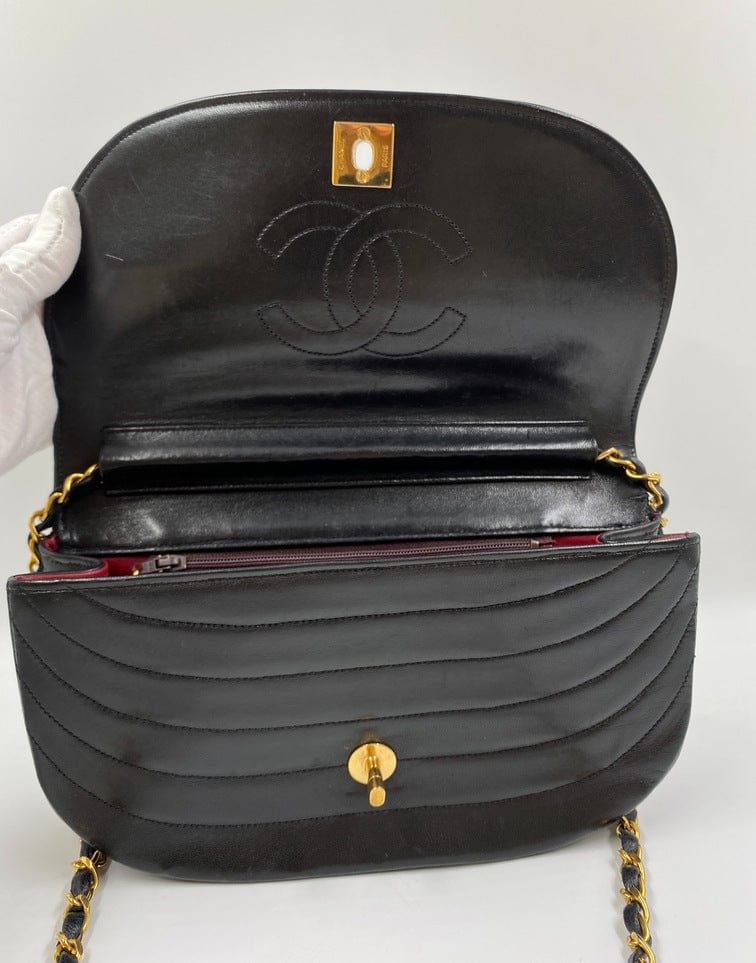 Chanel Vintage Crossbody Flap Bag