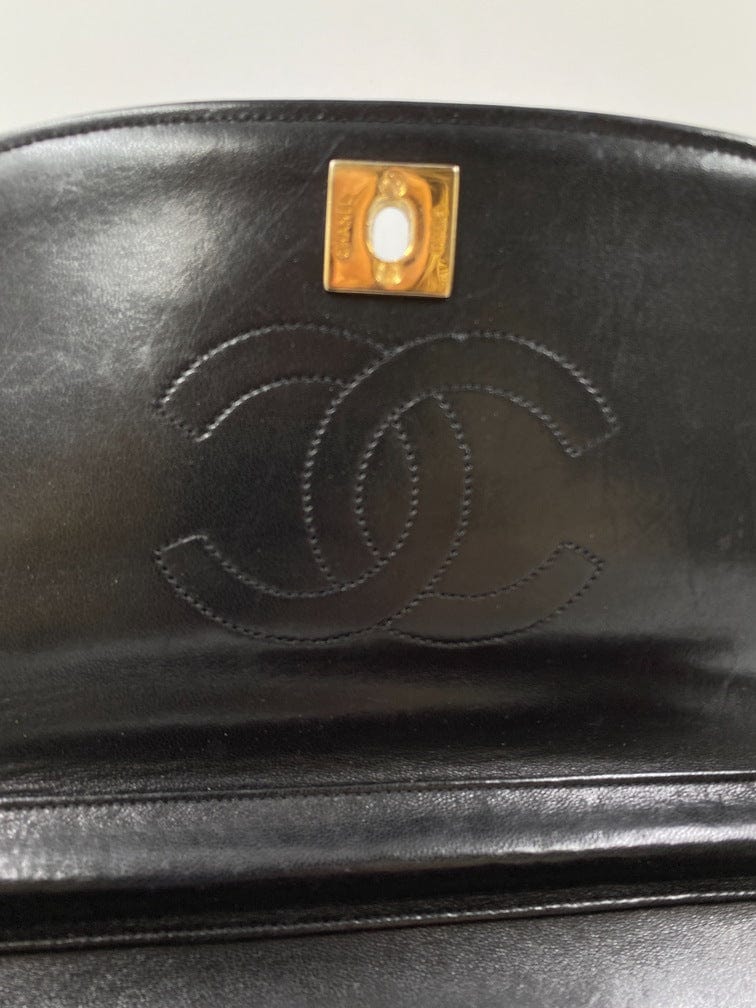 Chanel Vintage Crossbody Flap Bag