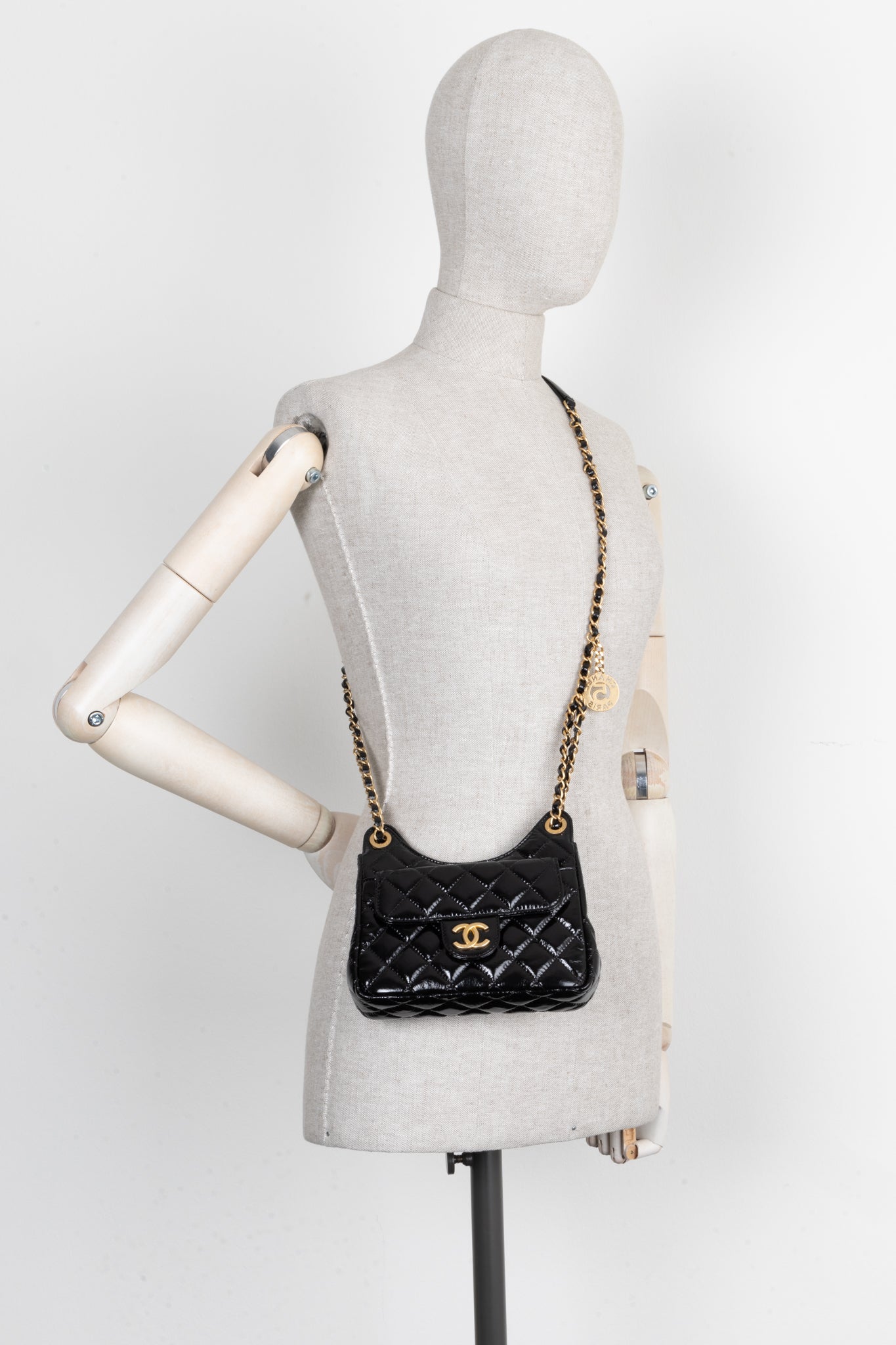 CHANEL Hobo Crossbody Bag Patent Black