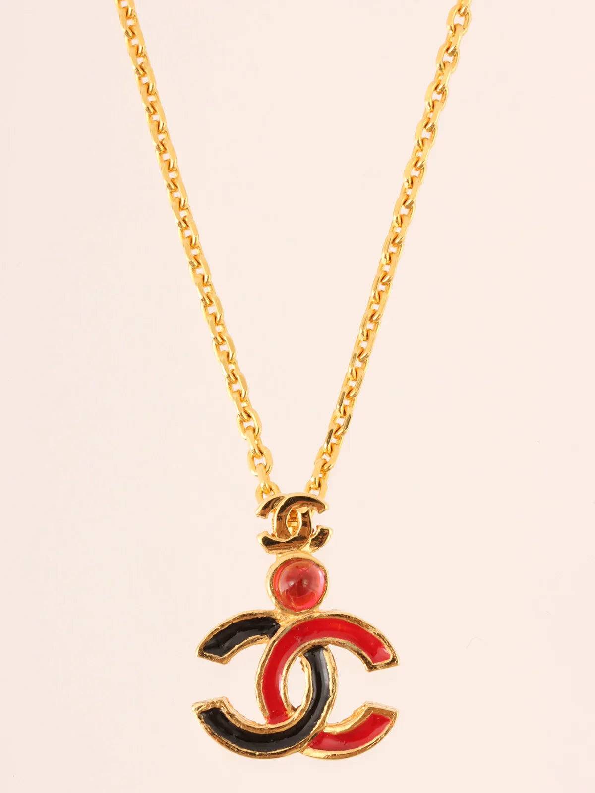 Top Quality Chanel Gripoix Double Cc Mark Plate Necklace Gold/Black/Red