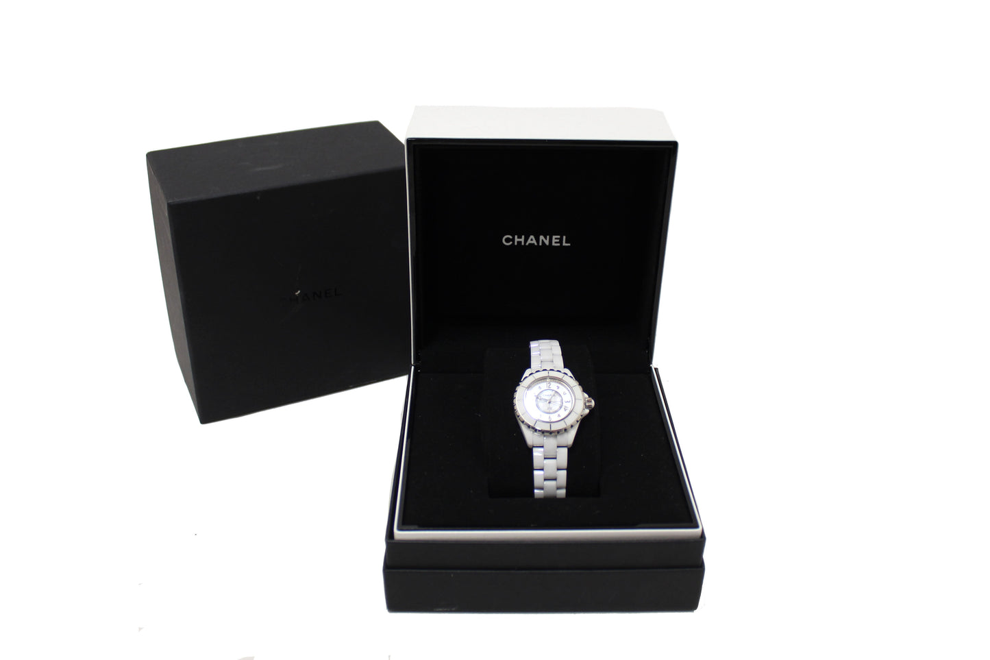 Chanel White Ceramic J Diamond Quatz Watch mm H