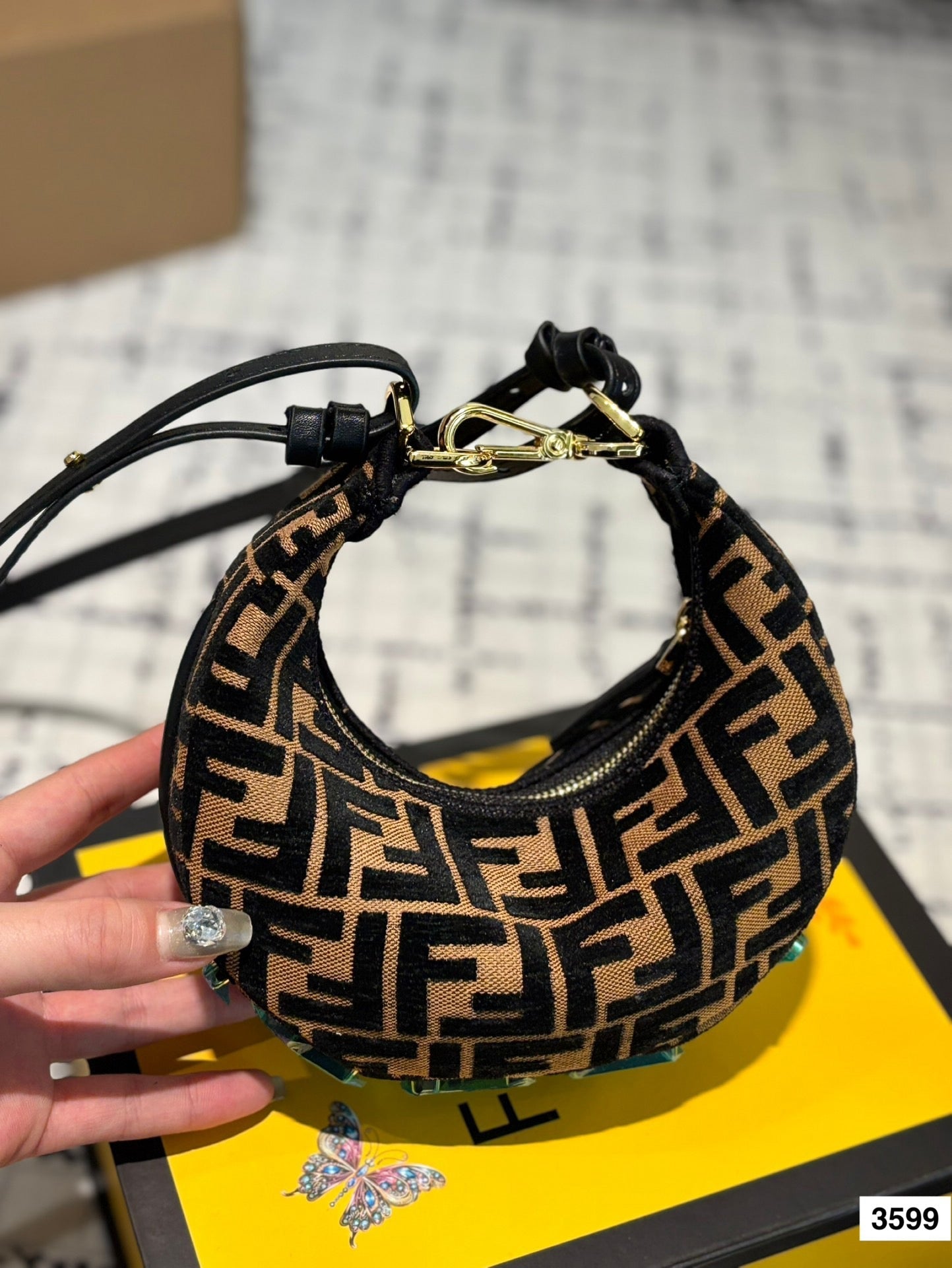 FF292 Fendigraphy Mini / 7.8x5.1x2.9inch