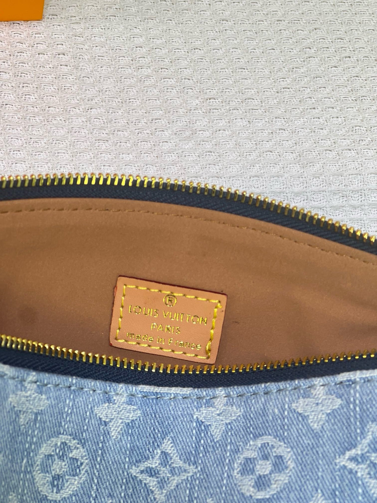 LB1023 Coussin BB/PM