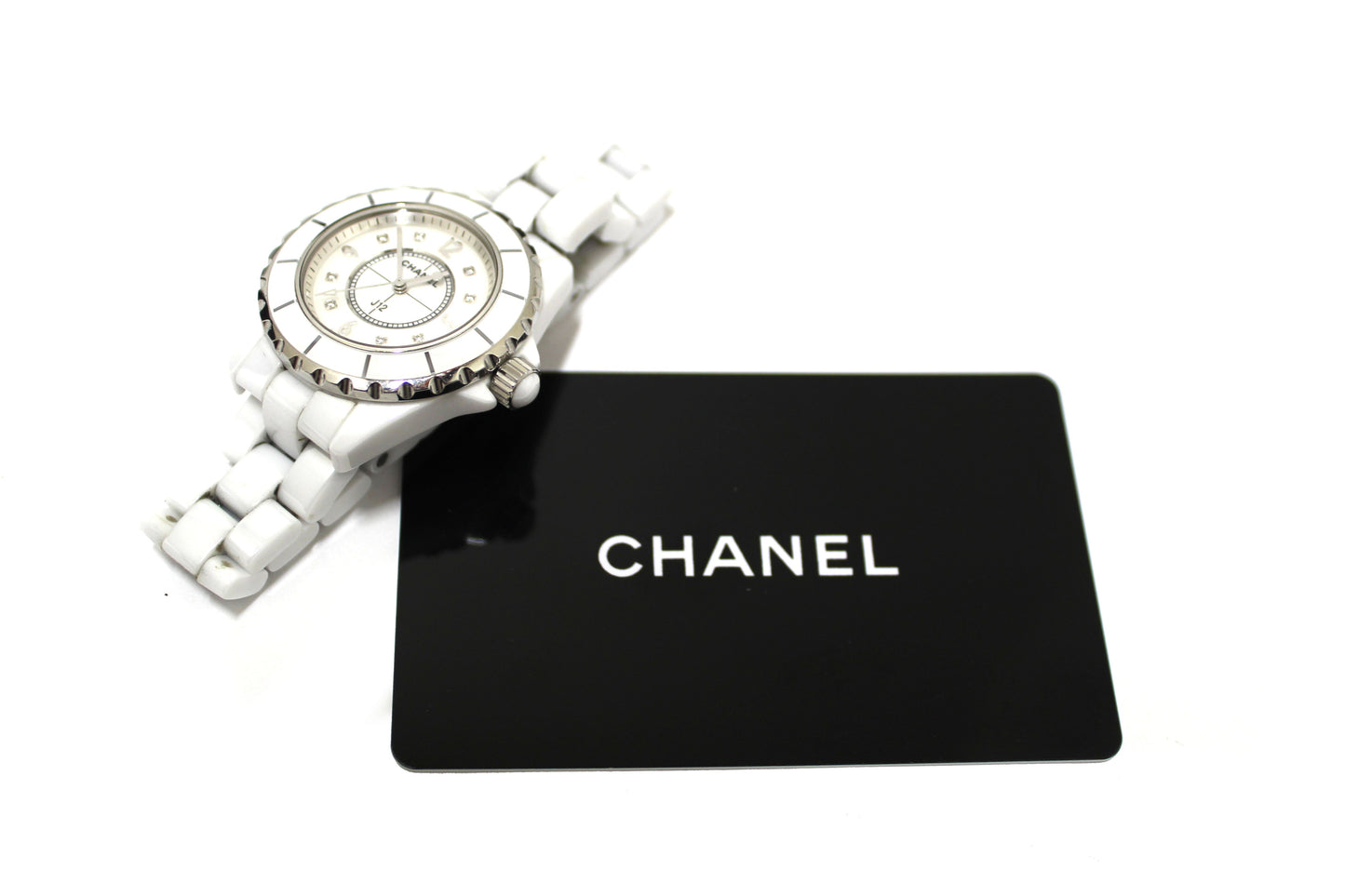 Chanel White Ceramic J Diamond Quatz Watch mm H