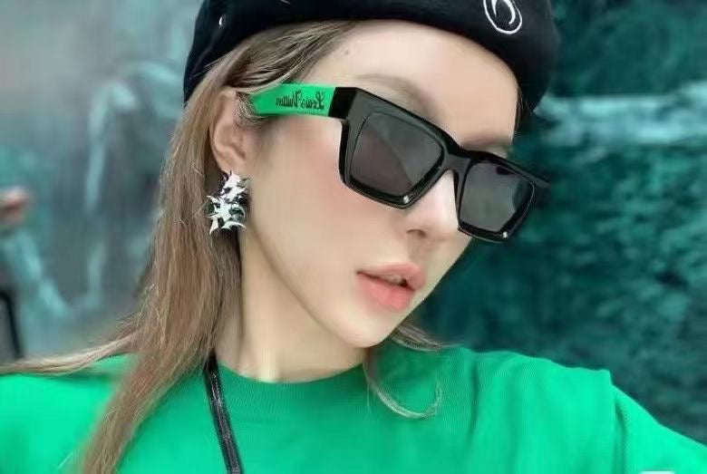 JW563 Sunglasses / 52x21x145mm