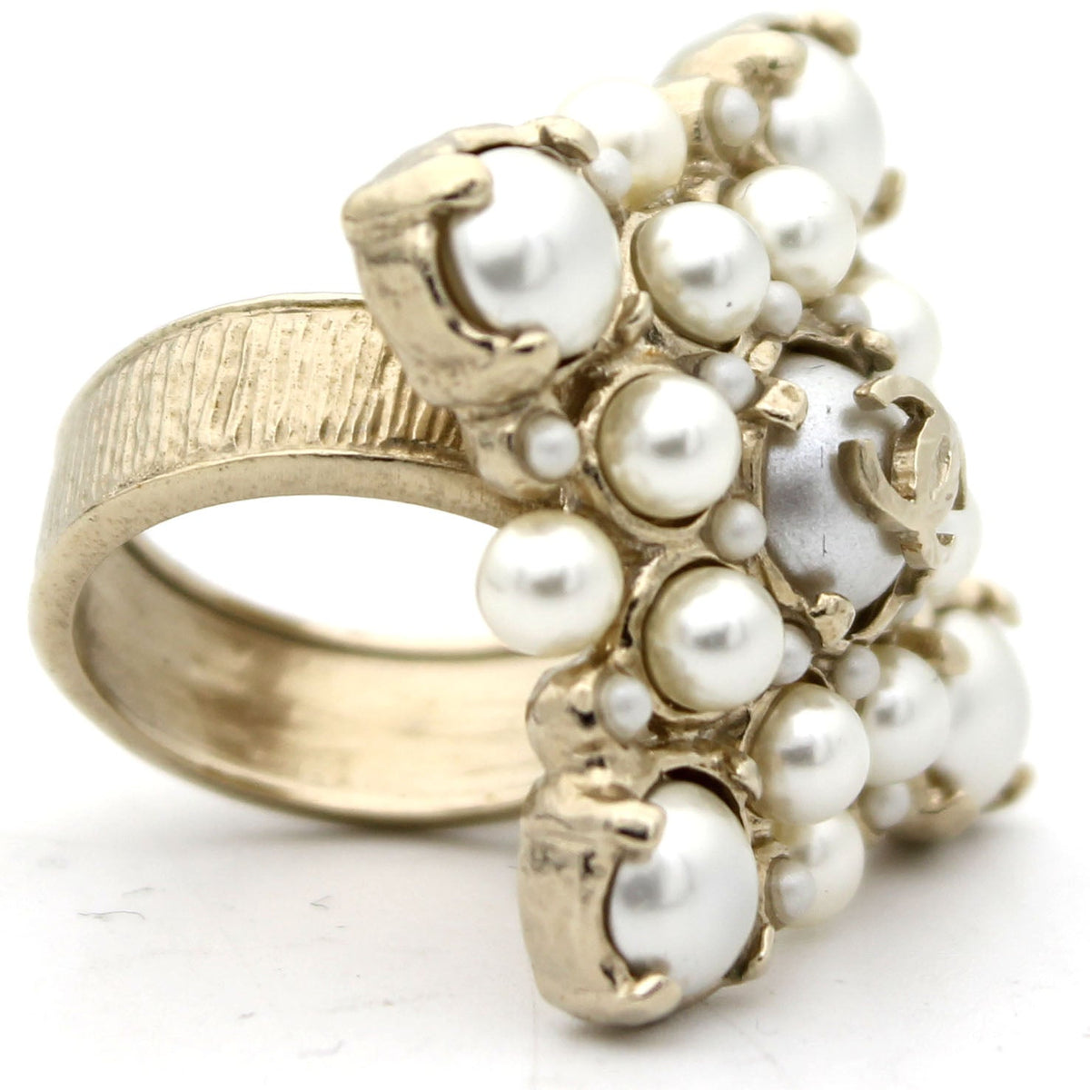 Chanel Pale Gold Tone Faux Pearl CC Ring 52