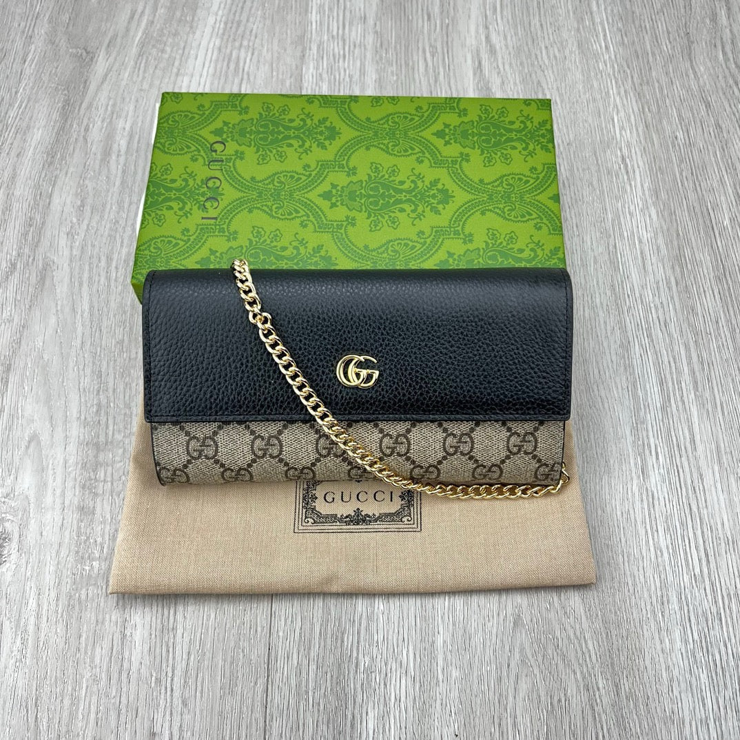 GC651 GG Marmont Chain Wallet / 7.5’’W x 4”H