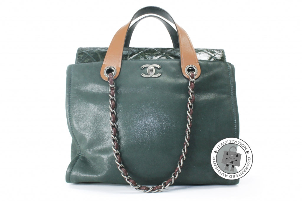 Chanel A39045 CC Double Handle Green Calfskin PM Tote Bag Shw