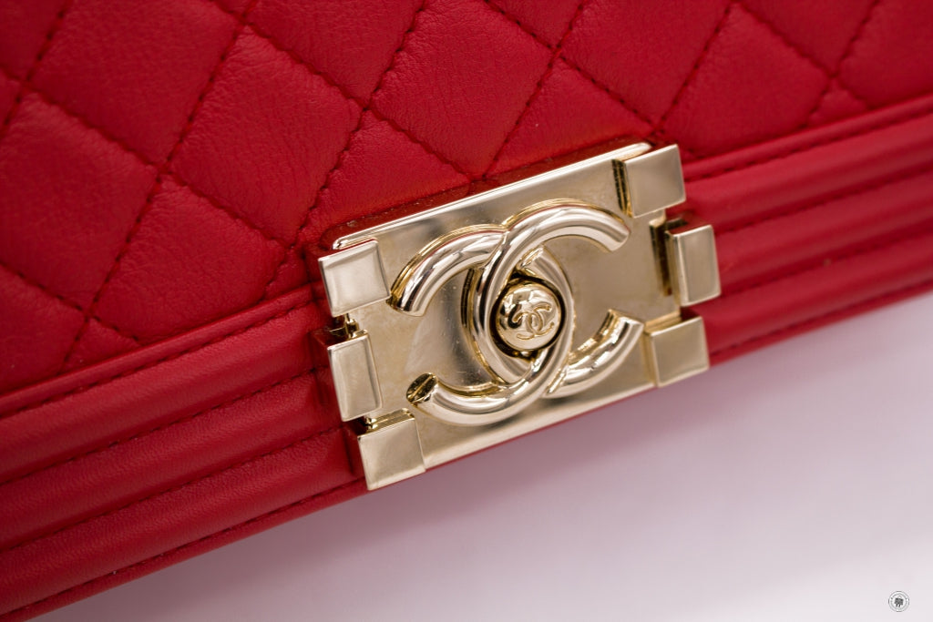 Chanel A Boy Red Calfskin  Shoulder Bags Ghw