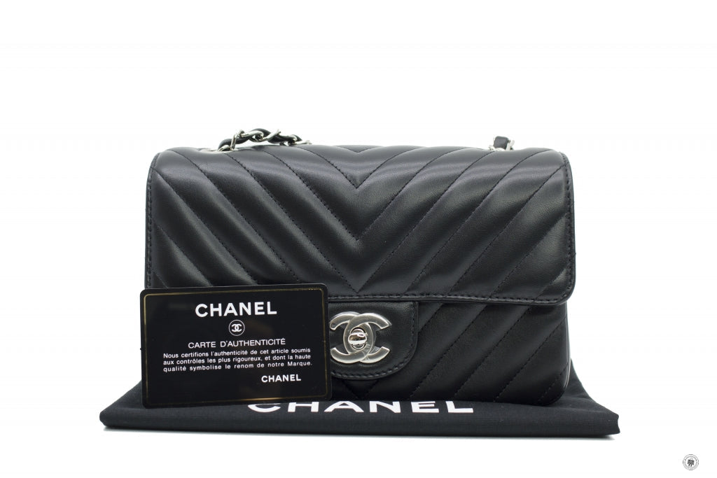 Chanel A69900 Y60594 CC Chervon  Black   94305 Lambskin 20CM Shoulder Bags Shw