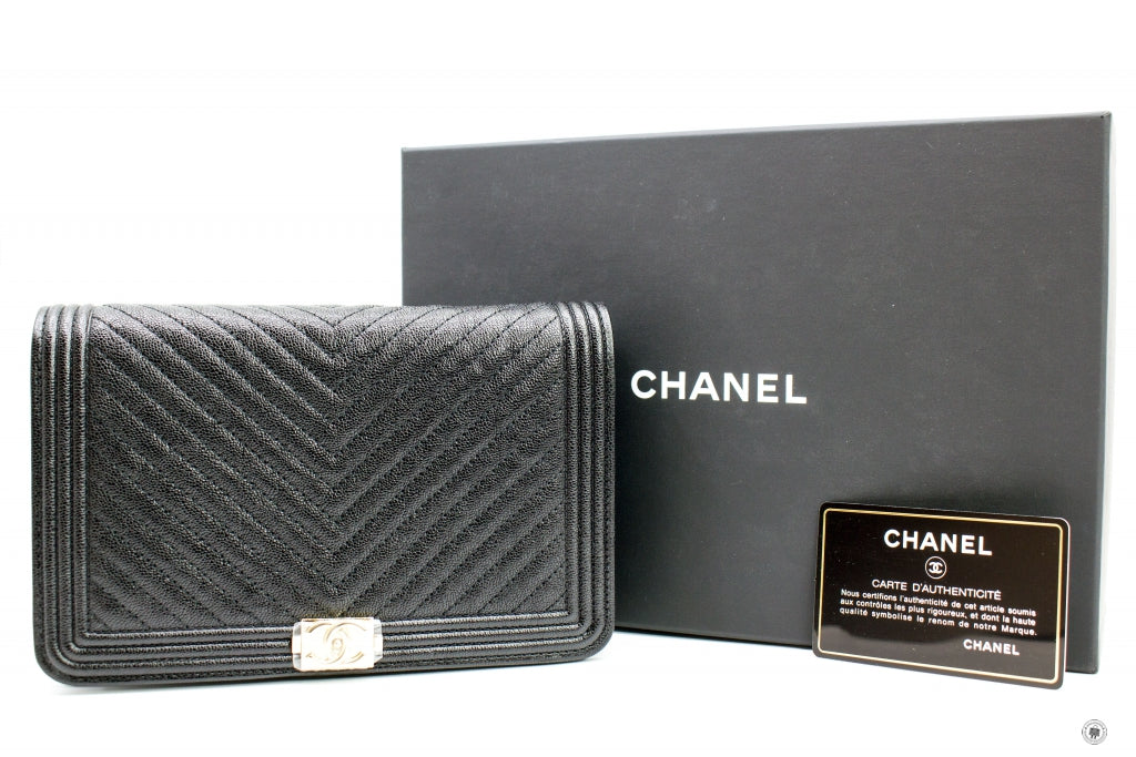 Chanel A81969B00315 Boy Wallet ON Chain Woc Chevron  Black   94305 Caviar Shoulder Bags Pbhw