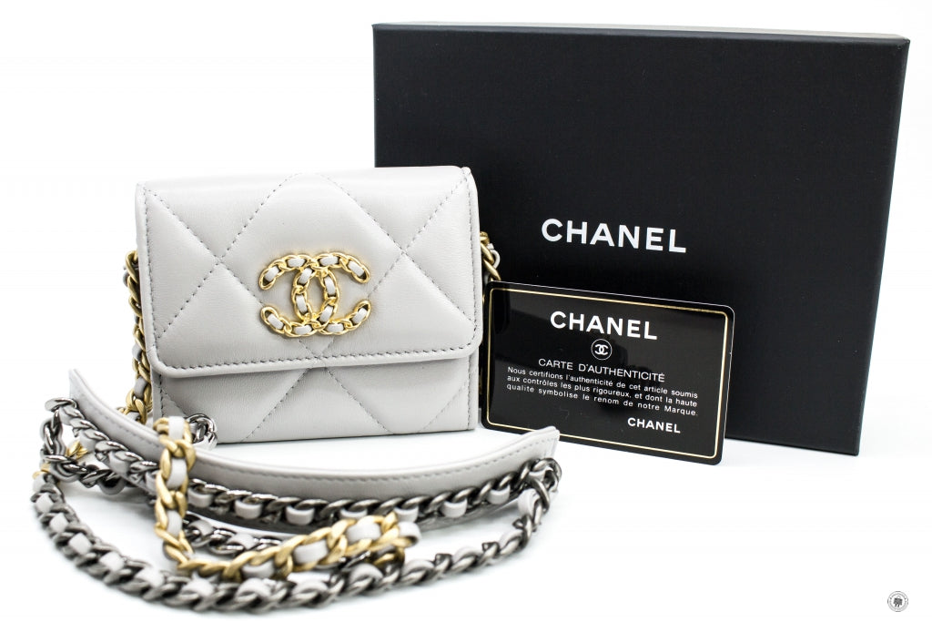 Chanel AP1787B04852 19 Flap Coin Purse With Two Tones Gold And Gunmeta Light Grey   NC634 Lambskin Short Wallet Gbhw