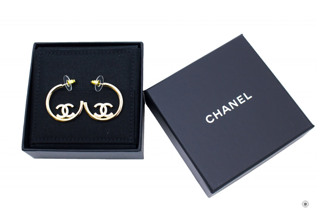 Chanel ABB Hoop With CC Logo  Gold / NH Metal .X. CM Earrings