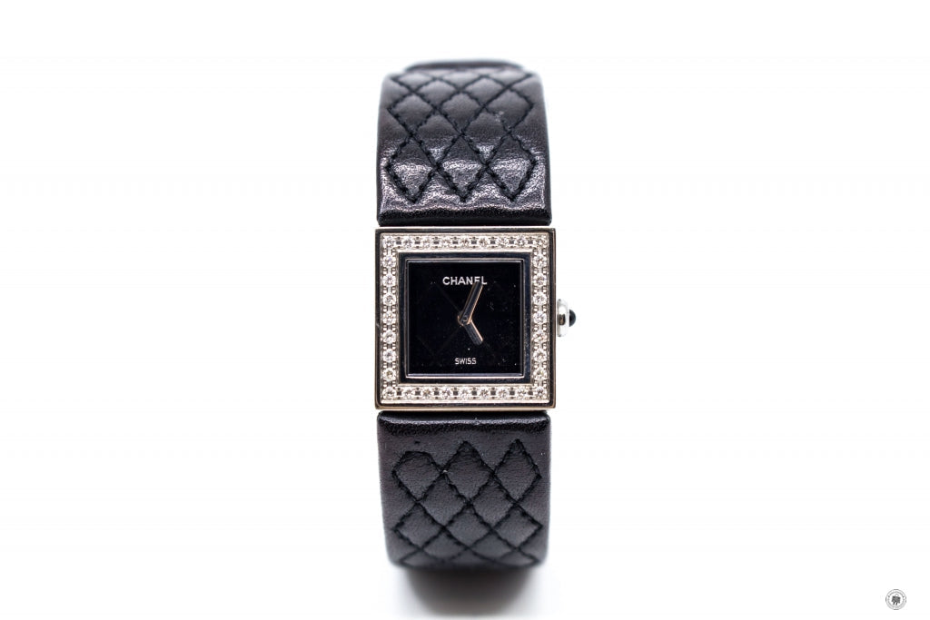 Chanel Boy-friend Acier Etanche M Quartz With Diamonds Black Leather Circumference  CM Watches Shw