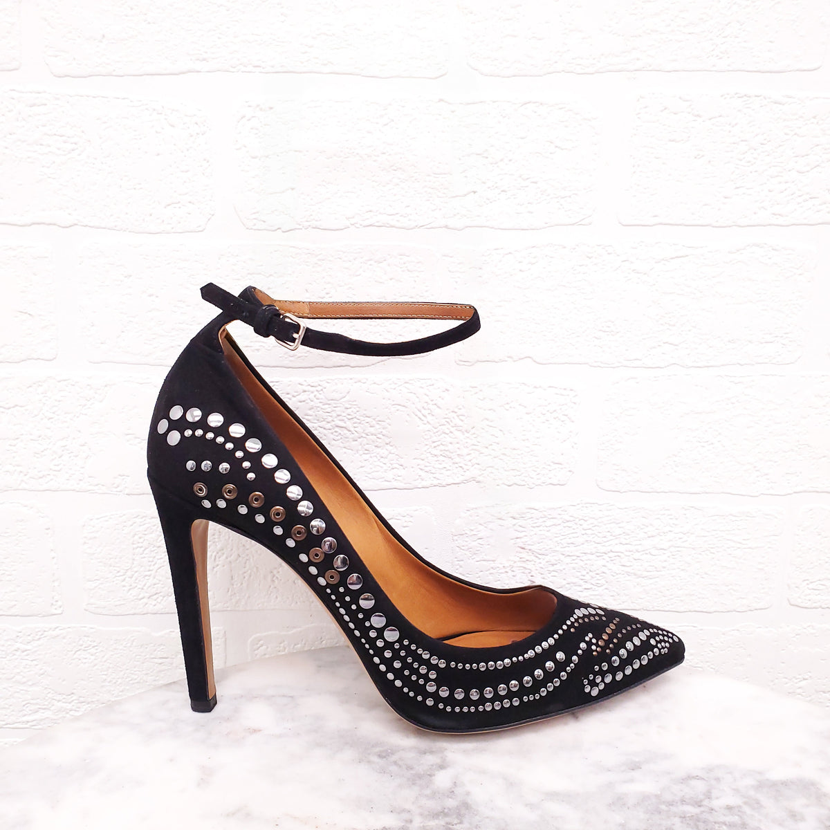 ISABEL MARANT BLACK SUEDE STUDDED HEELS - SIZE 40
