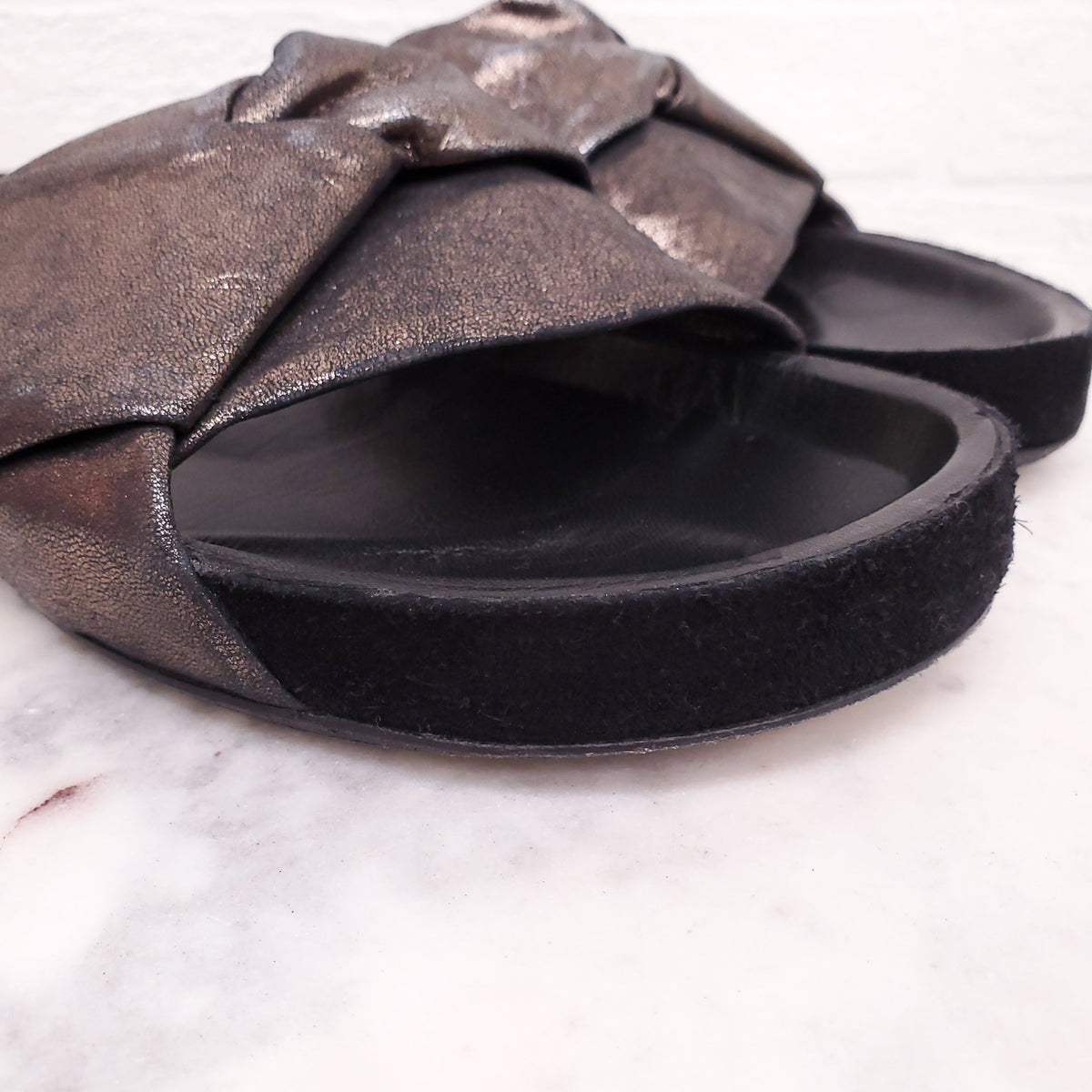 ISABEL MARANT METALLIC GOLD LEATHER SLIDES - SIZE 39