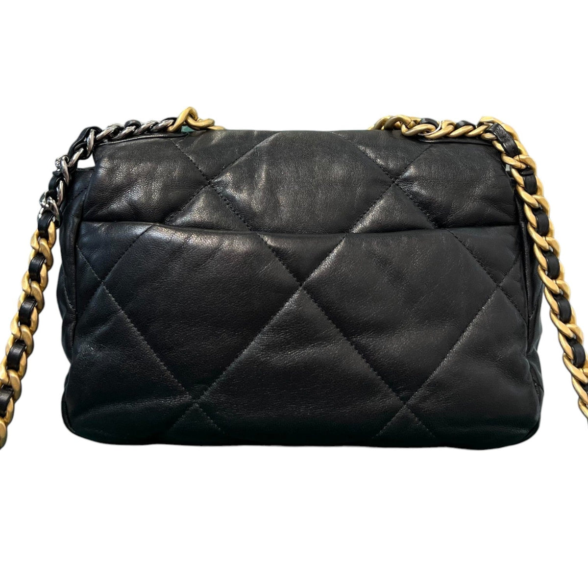19 Flap Medium Lambskin Quilted Black MHW